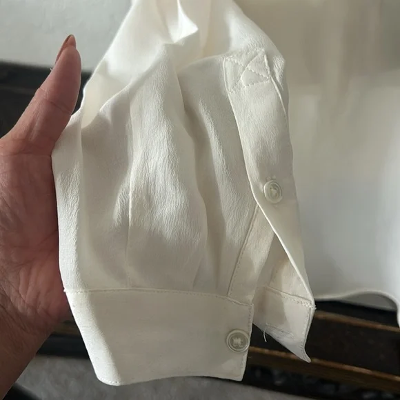 V neck blouse by SOFT JOIE - Picture 3 of 8